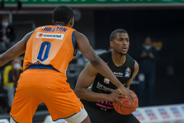 会对阵瓦尔 会对阵瓦尔