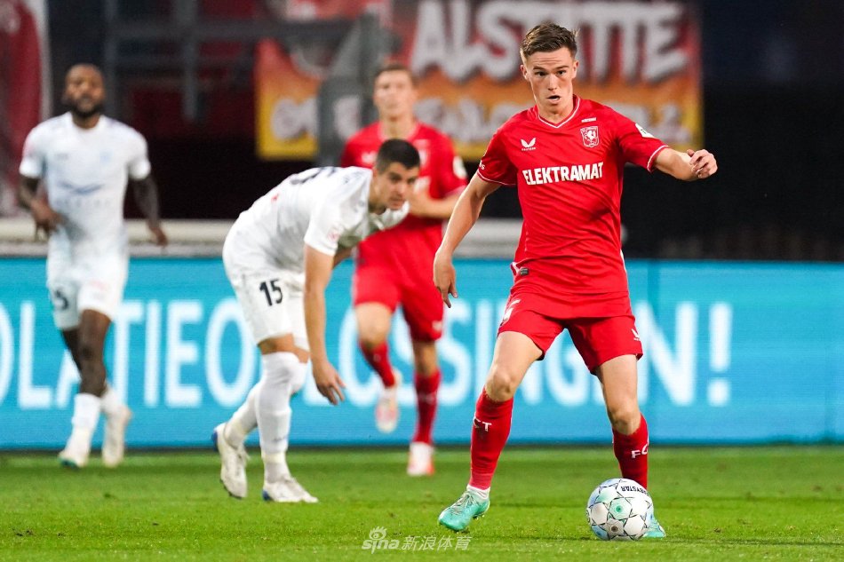 两队同属意 两队同属意